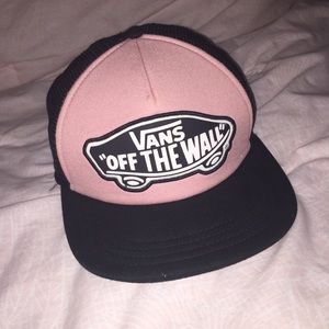 ™️Light pink vans hat💗